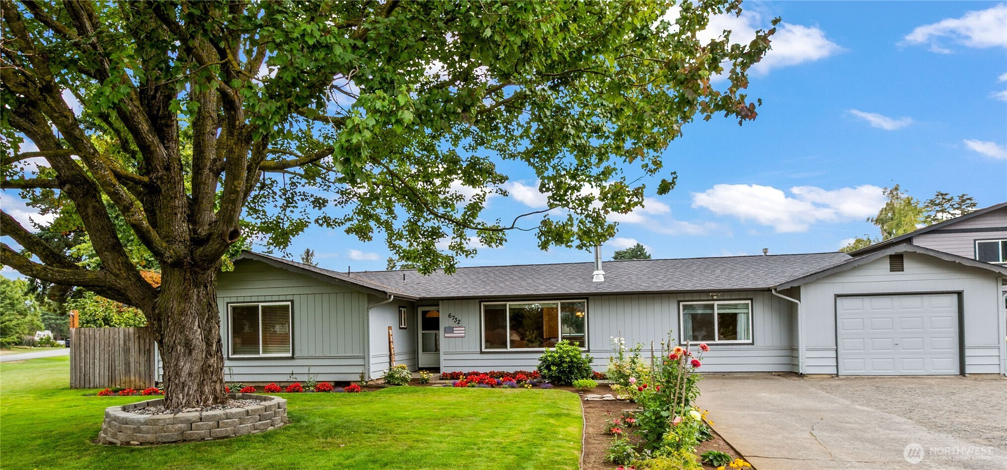 6732 La Bello Drive, Lynden, WA 98264