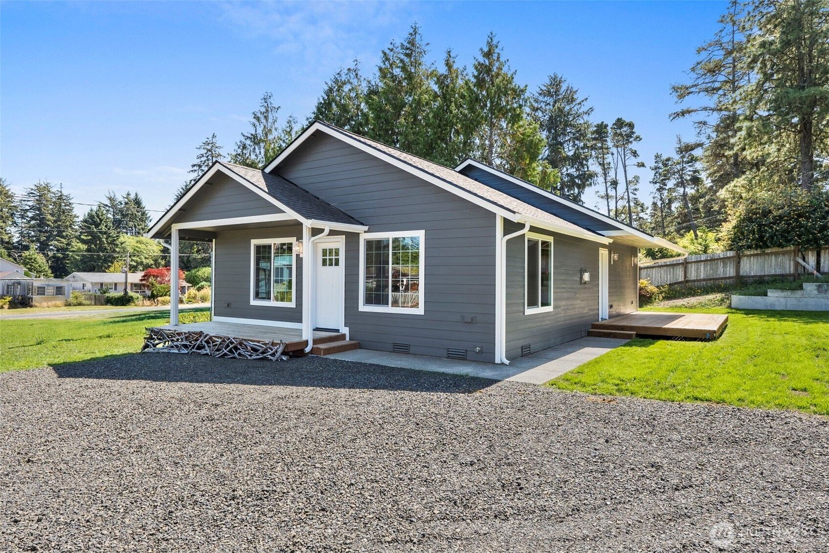 201 E Lila Street, Westport, WA 98595