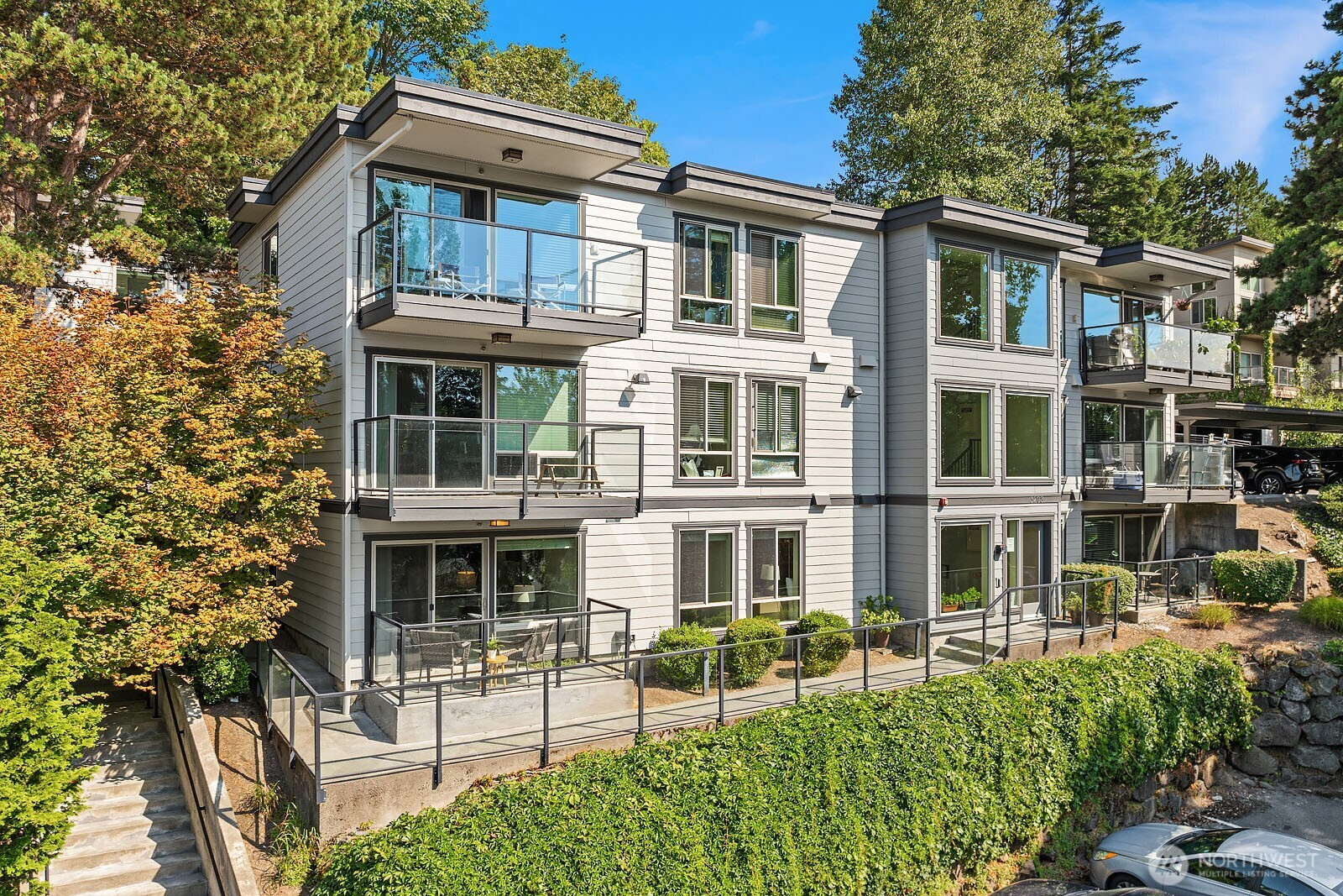 3208 81st Place SE, Mercer Island, WA 98040