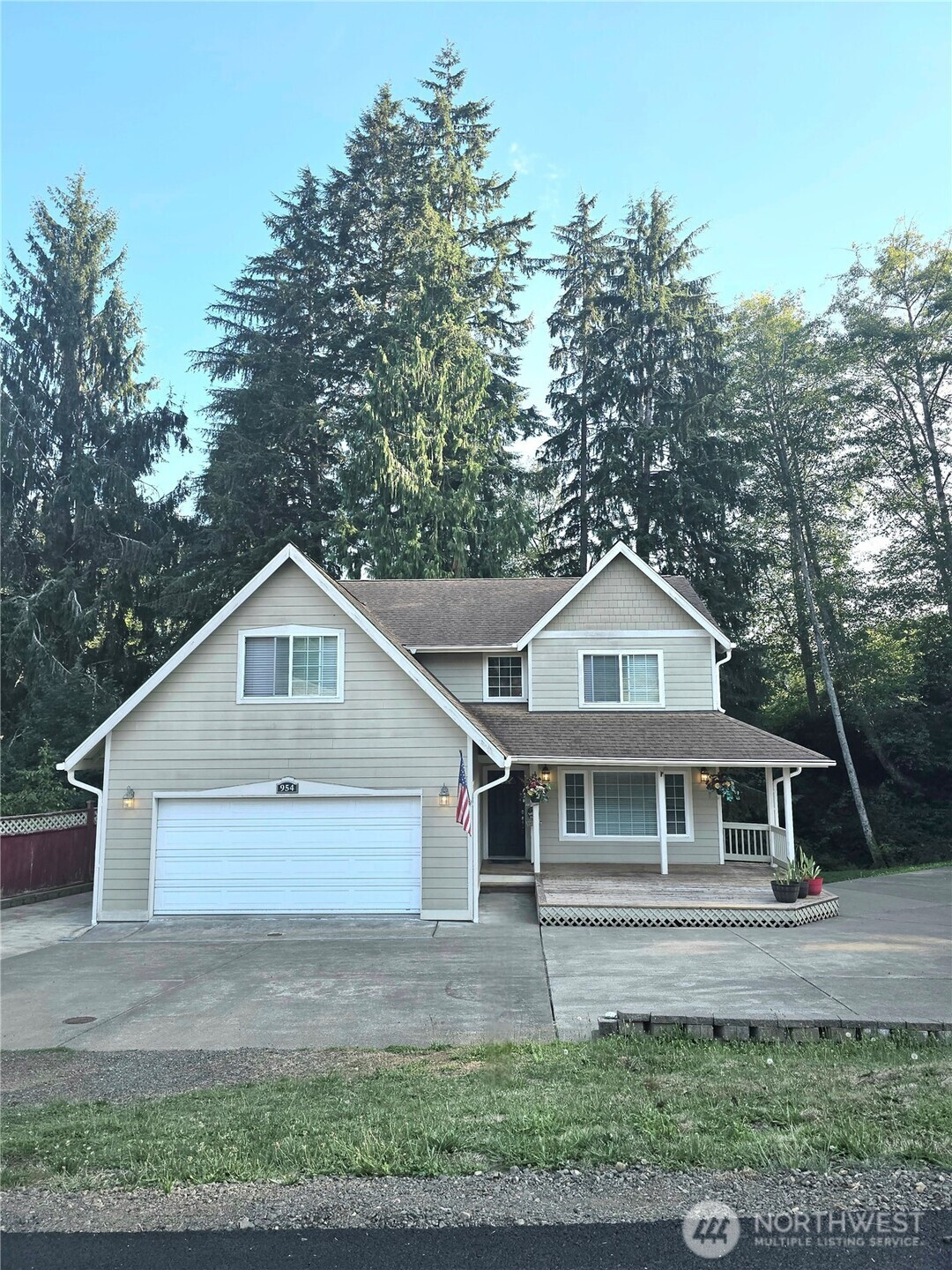 954 Rustic Way, Aberdeen, WA 98520