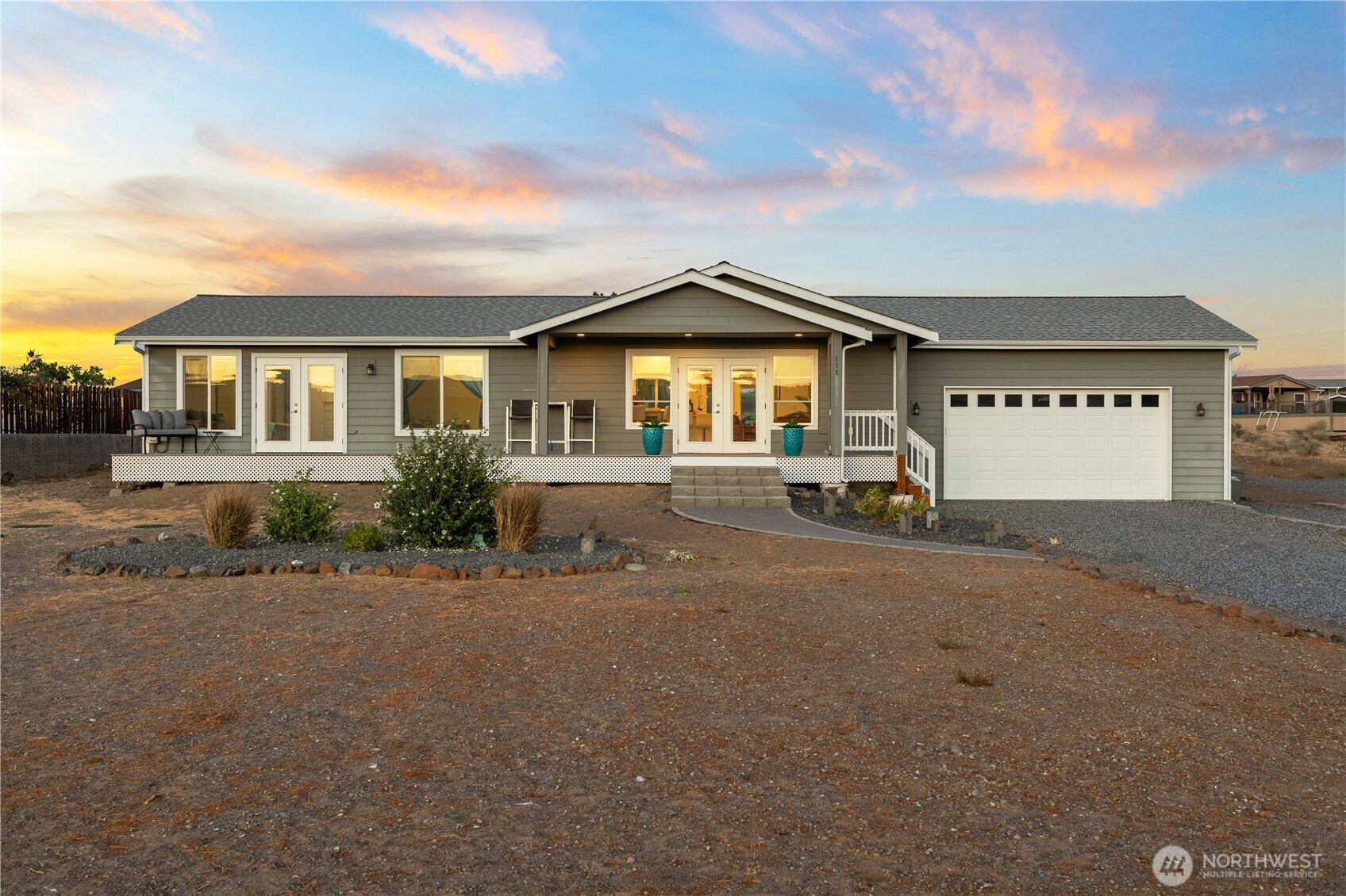 615 Sunset Boulevard SW, Mattawa, WA 99349
