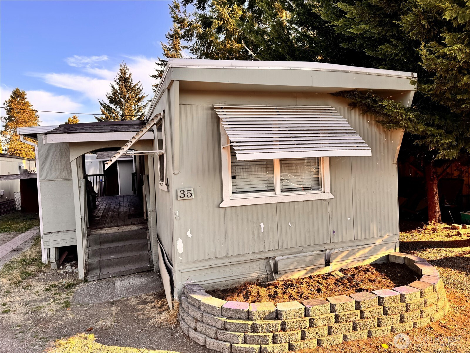 10302 Lakeview Avenue SW, Lakewood, WA 98499