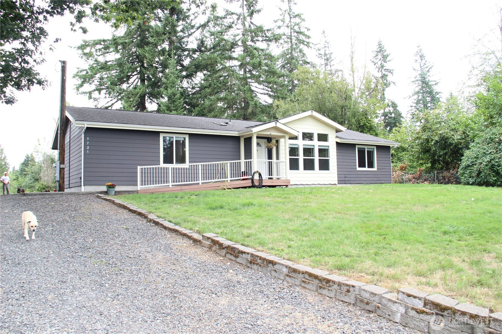 5725 E Lake Bosworth Drive, Snohomish, WA 98290