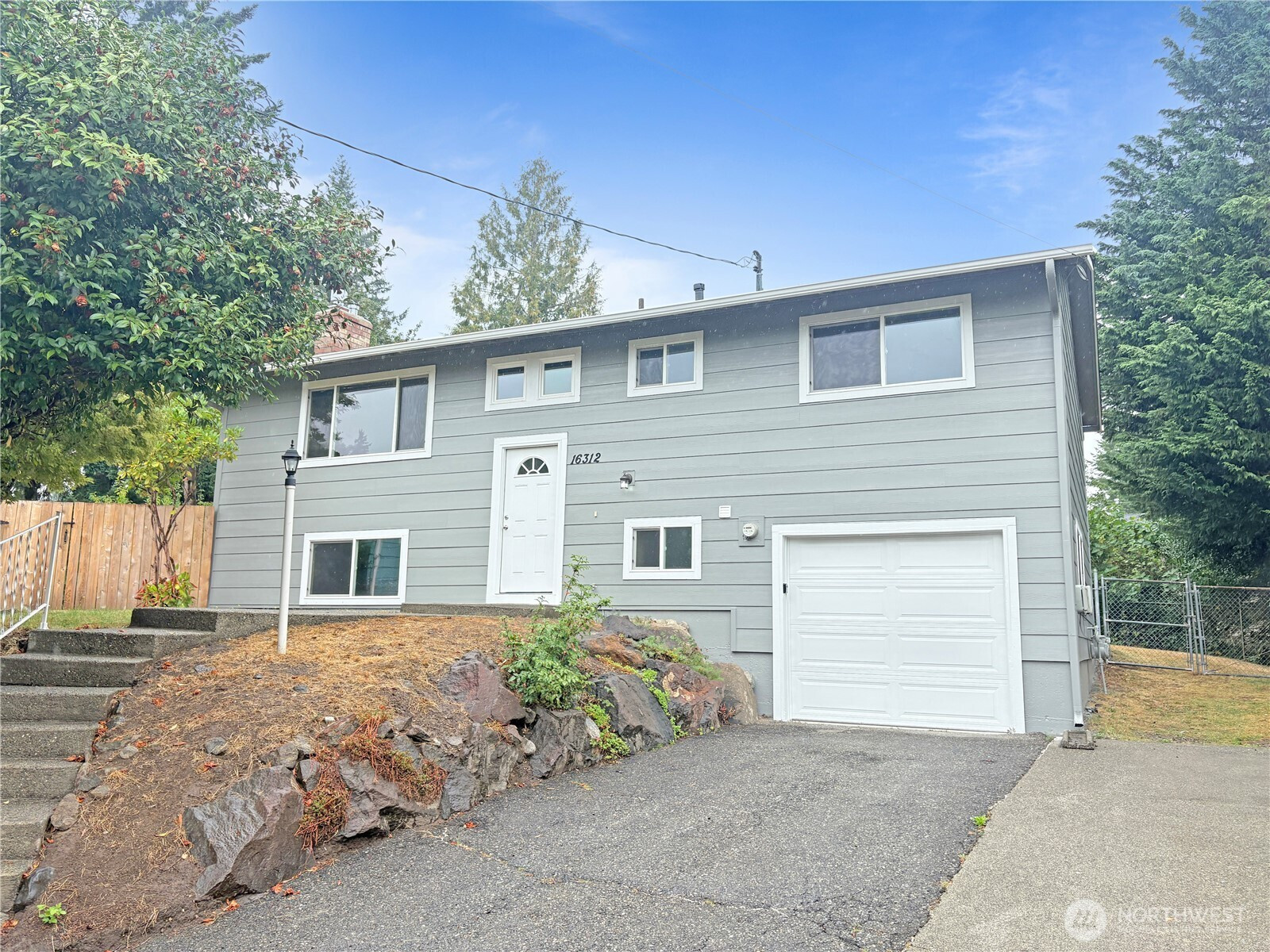 16312 127th Place SE, Renton, WA 98058