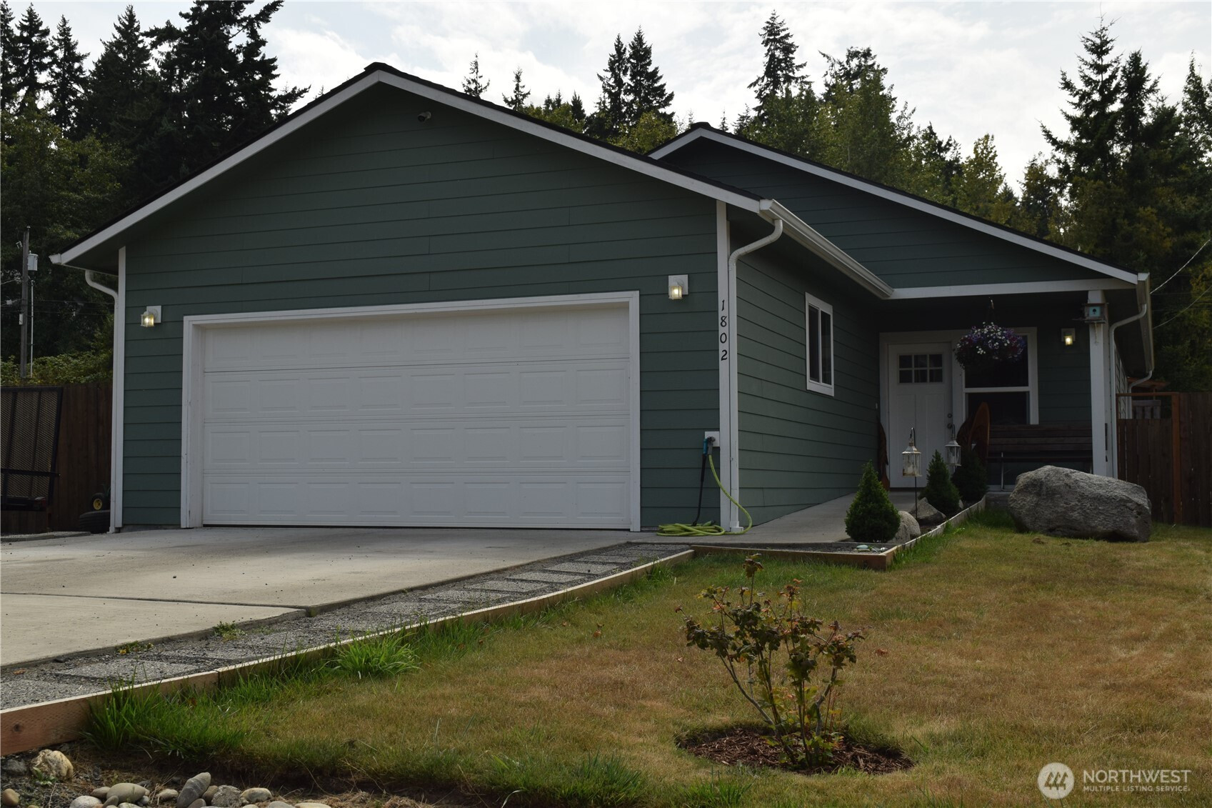 1802 11th W, Port Angeles, WA 98363