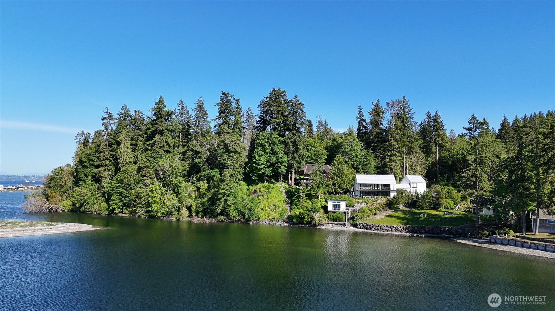 9844 NE Lafayette Avenue, Bainbridge Island, WA 98110