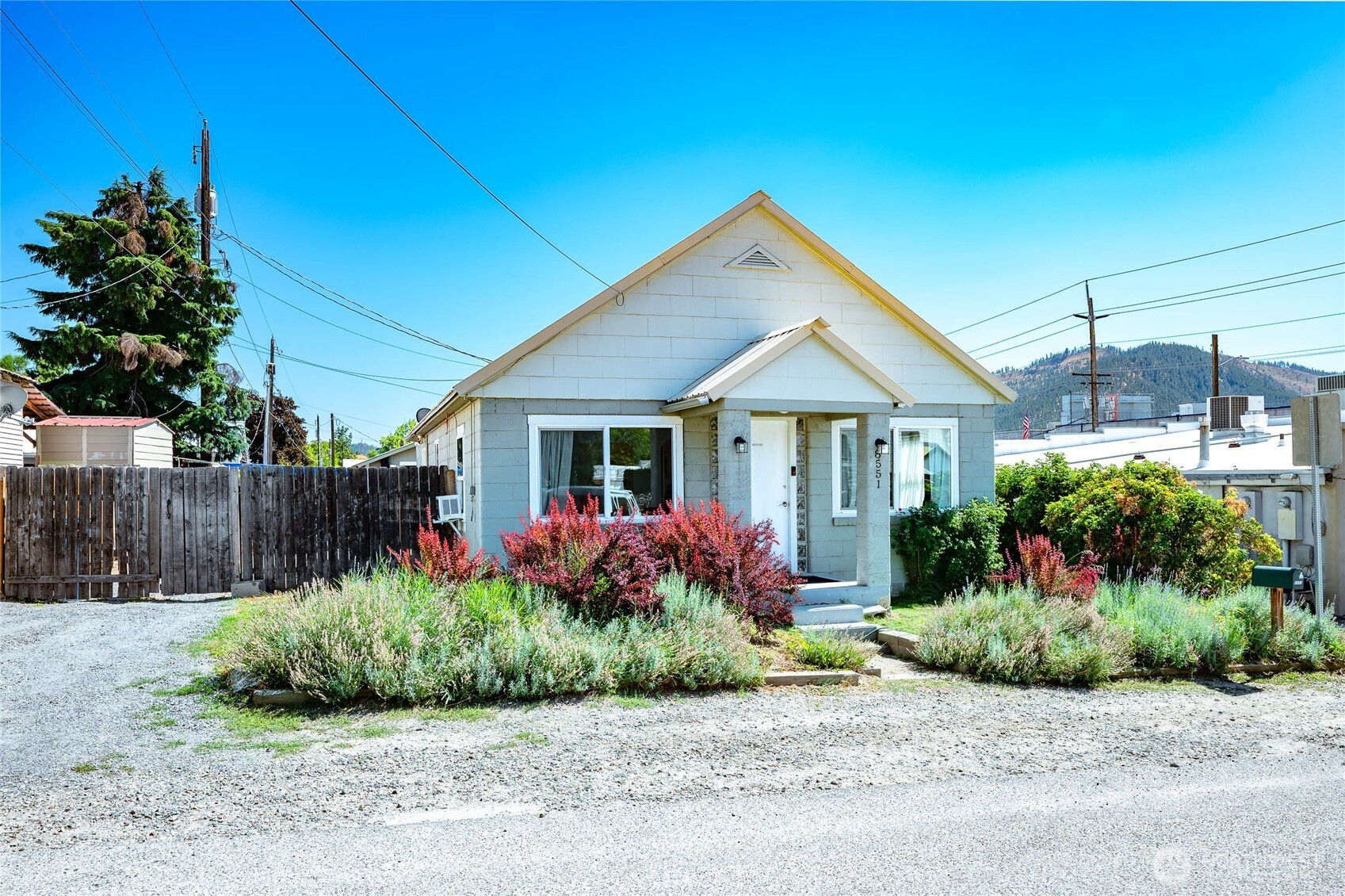 8551 Orchard Street, Peshastin, WA 98847