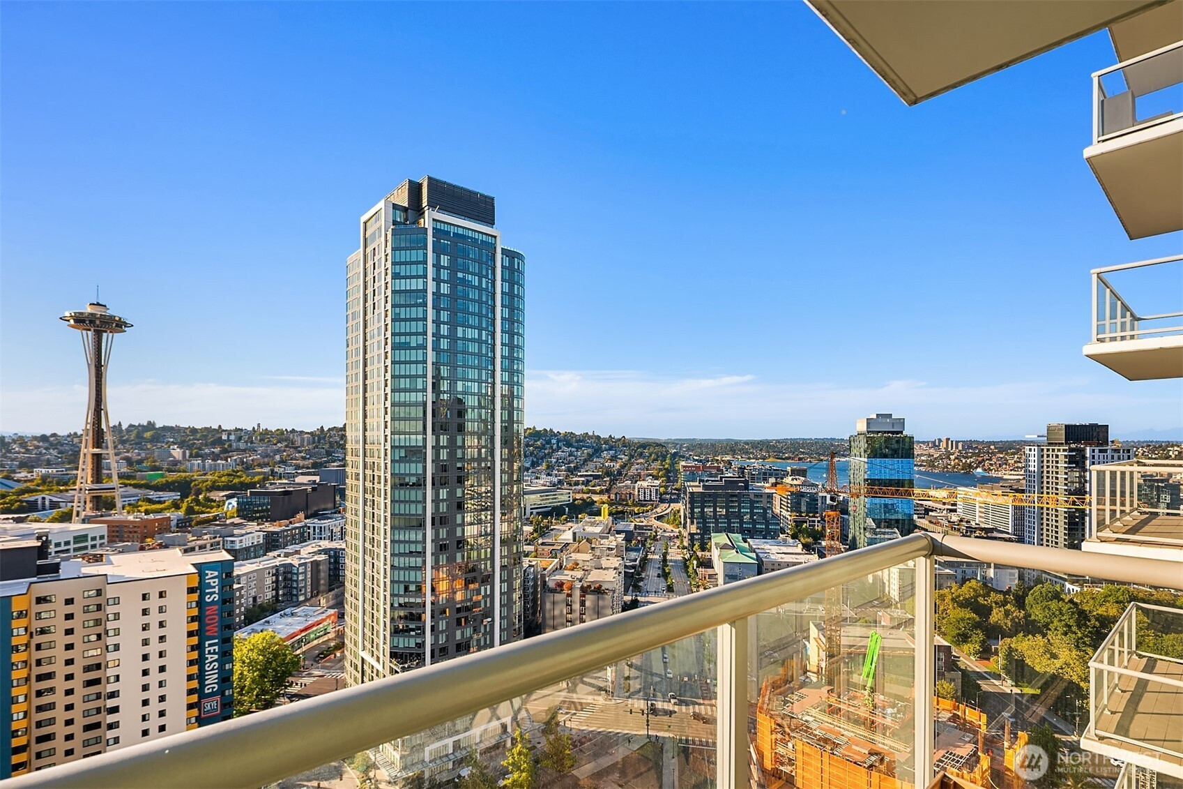 583 Battery Street, Seattle, WA 98121