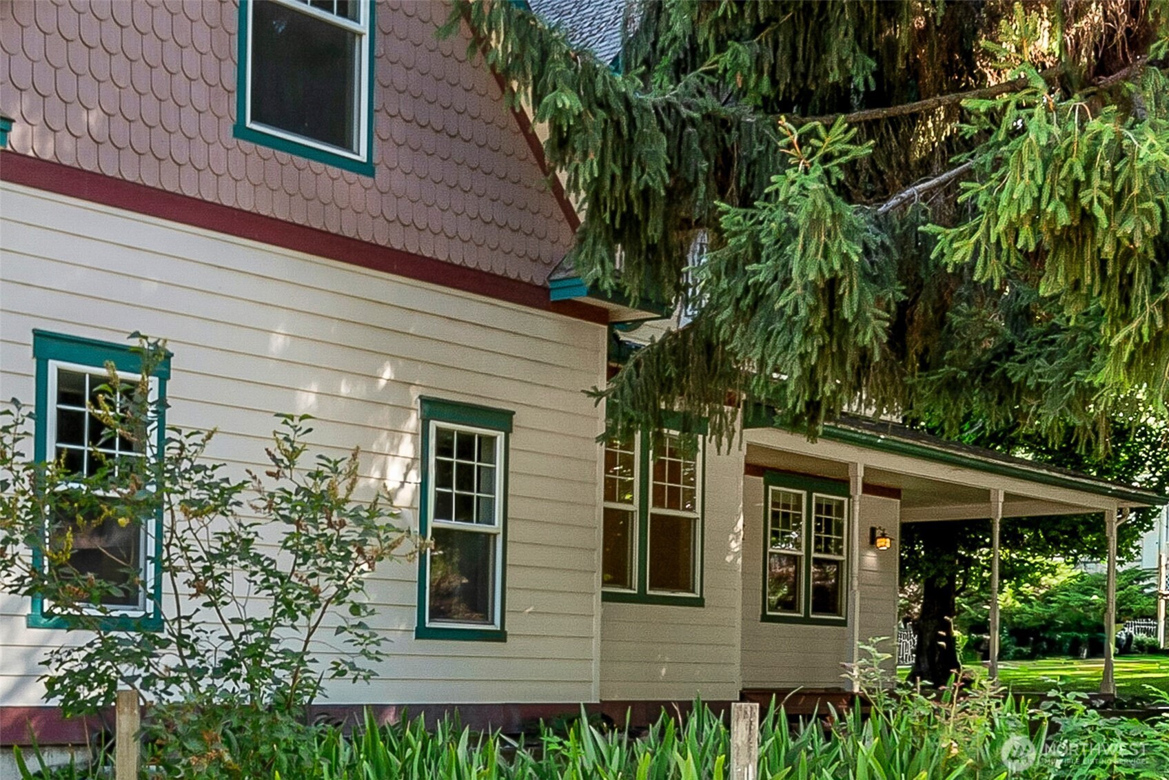 6005 Sunset Highway, Cashmere, WA 98815