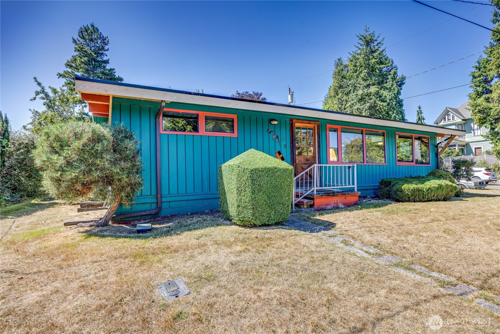 737 Jackson Street, Port Townsend, WA 98368