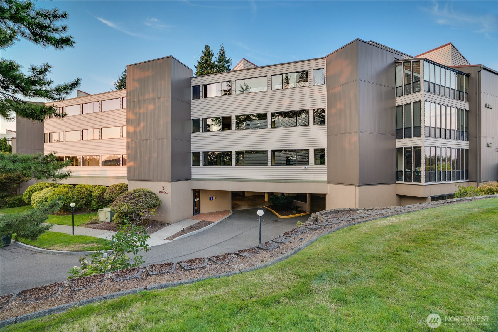 2651 S Cedar Street, Tacoma, WA 98405