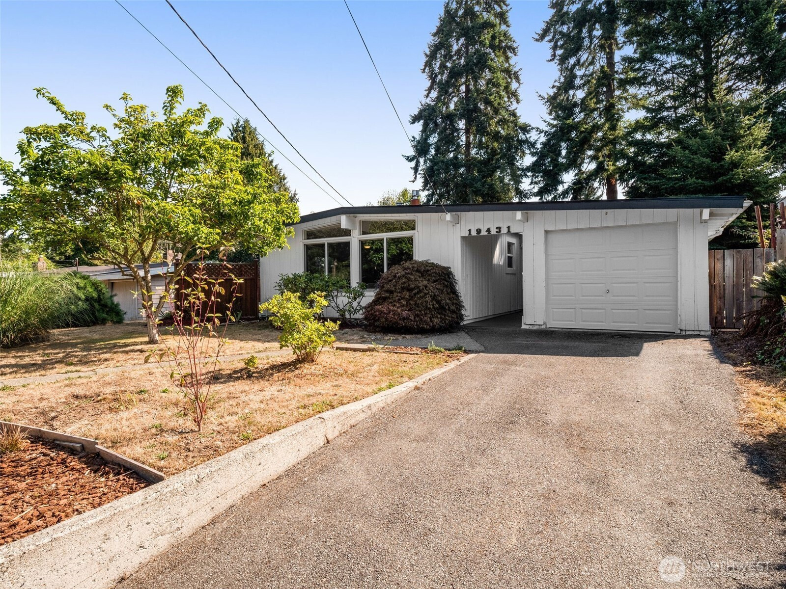 19431 74th Avenue W, Lynnwood, WA 98036