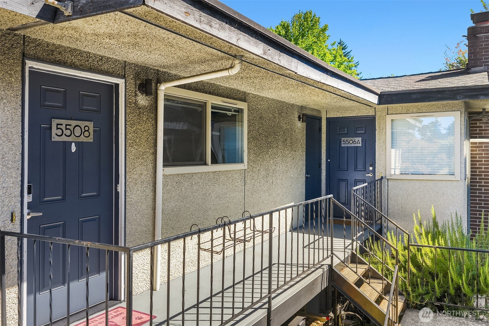 5506 7th Avenue NW, Seattle, WA 98107