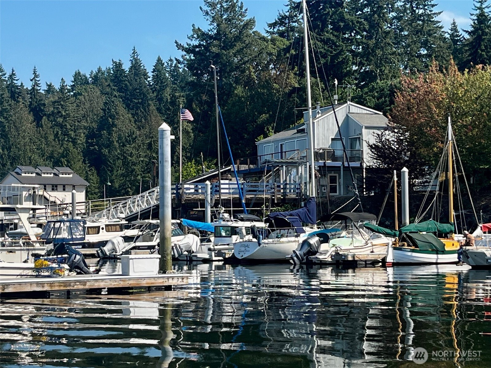 5834 Ward Avenue NE, Bainbridge Island, WA 98110