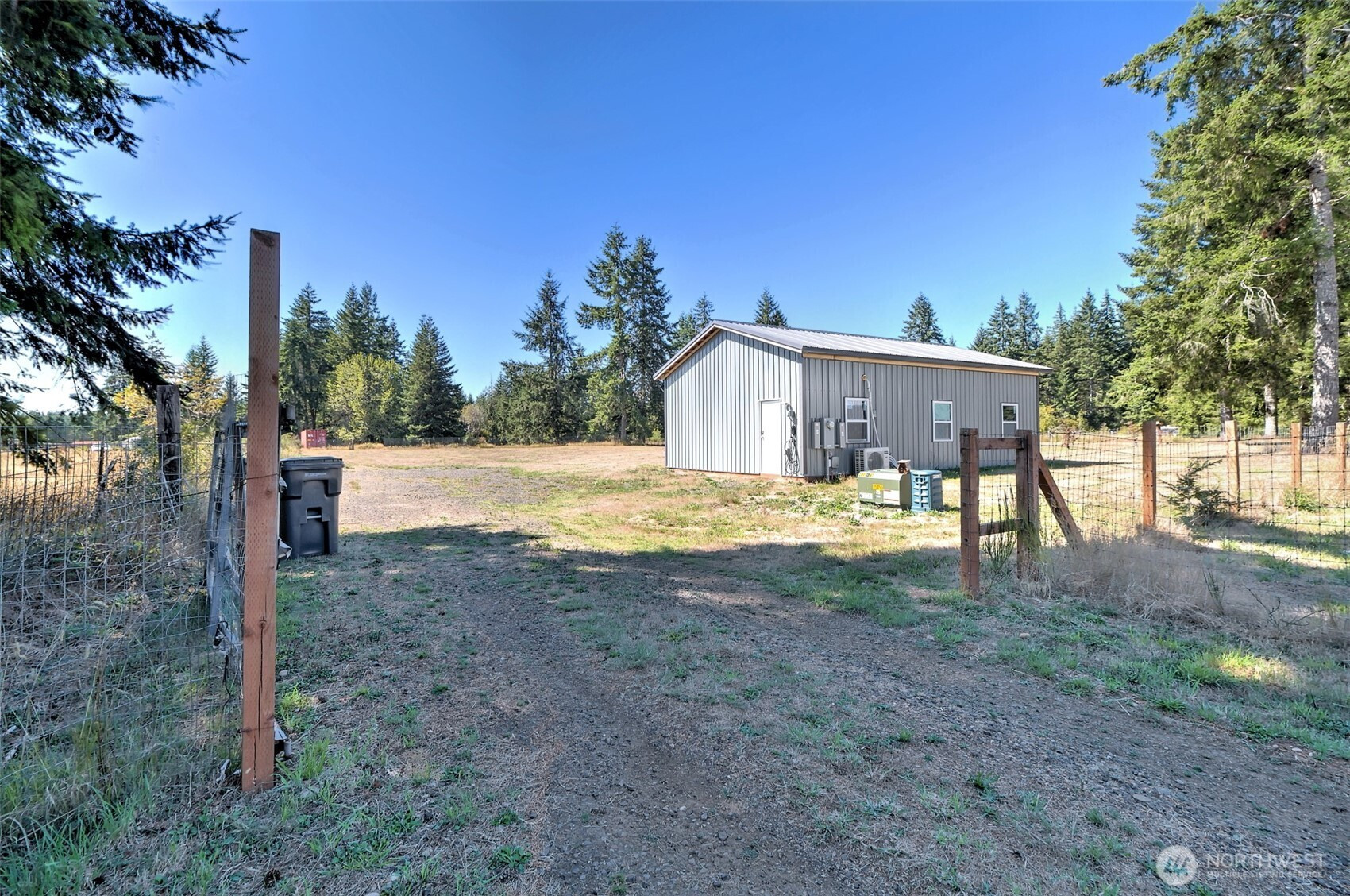 1982 W Ford Loop Road, Elma, WA 98541