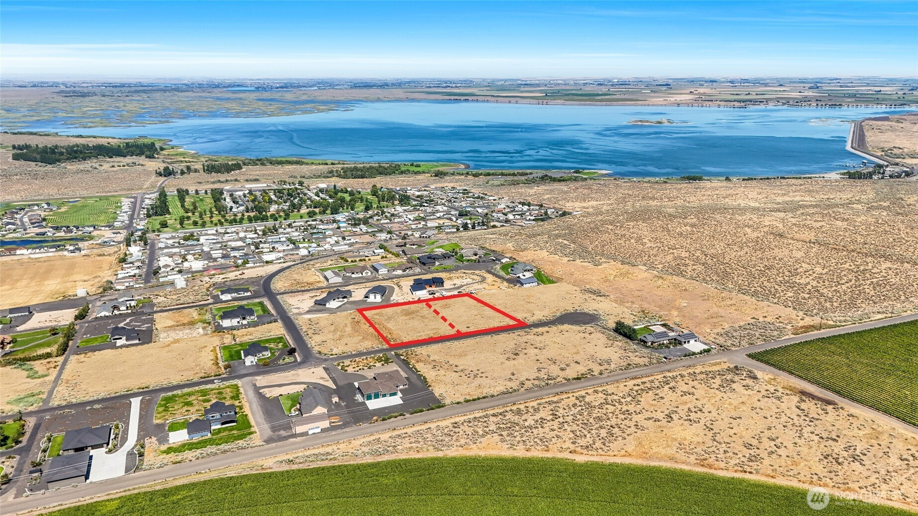6888 & 6920 8.9 Road SE, Othello, WA 99344