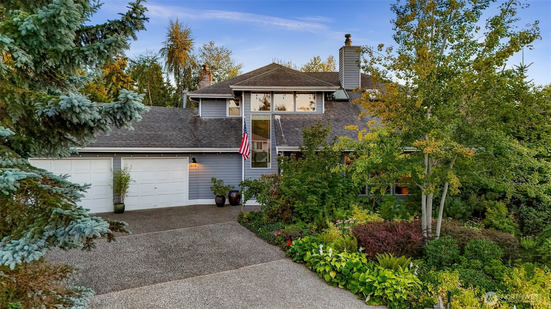 808 Aloha Place, Edmonds, WA 98020
