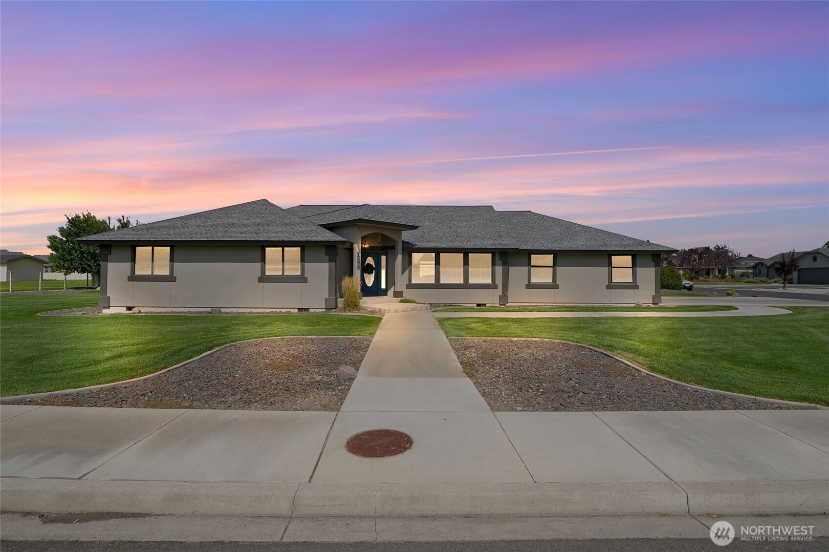 1396 Fairway Drive NE, Moses Lake, WA 98837