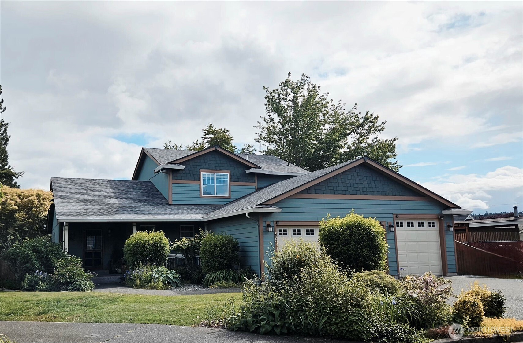 807 21st Street NW, Puyallup, WA 98371