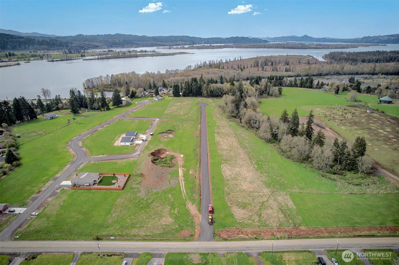 15 Lot 3 Ma'uka Nani Drive, Cathlamet, WA 98612