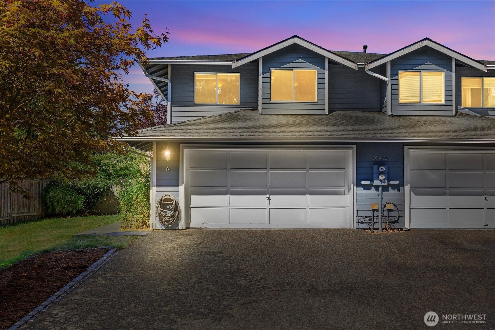 20427 Poplar Way, Lynnwood, WA 98036