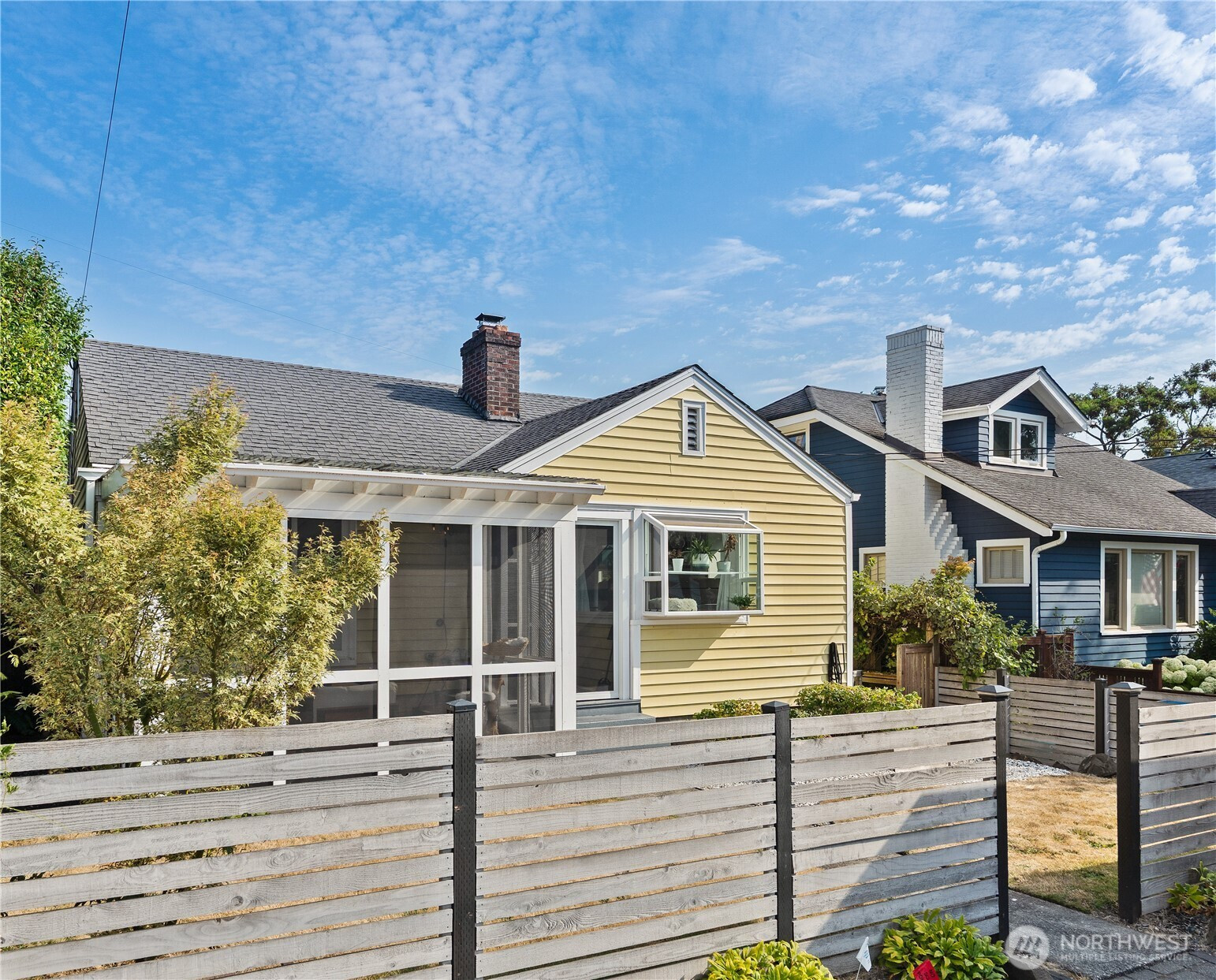 742 N 100 Street, Seattle, WA 98133