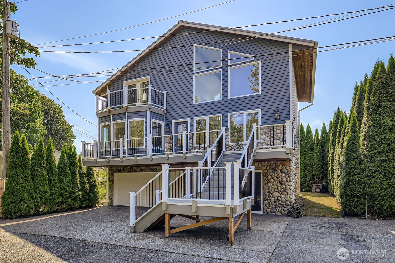 907 Broadway Street, Arlington, WA 98223