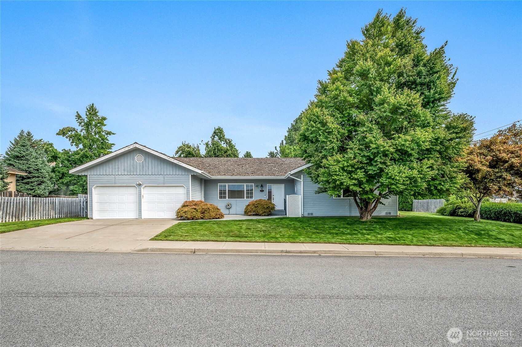 1005 Fairview Place, East Wenatchee, WA 98802