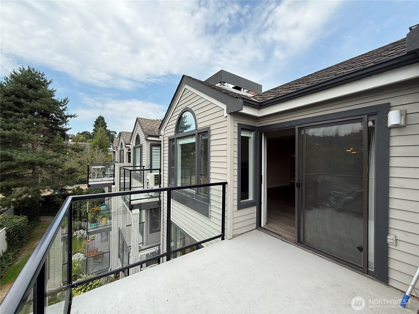 6121 NE 175th Street, Kenmore, WA 98028