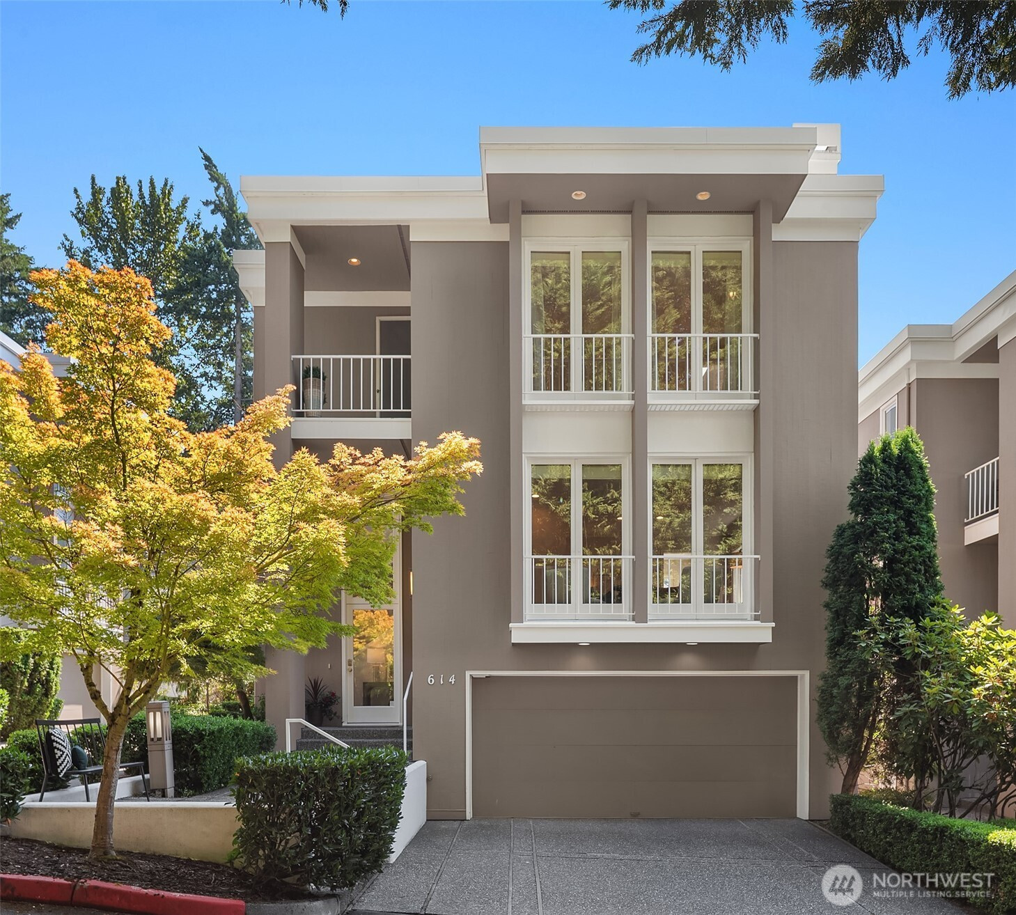 614 Bellevue Way SE, Bellevue, WA 98004
