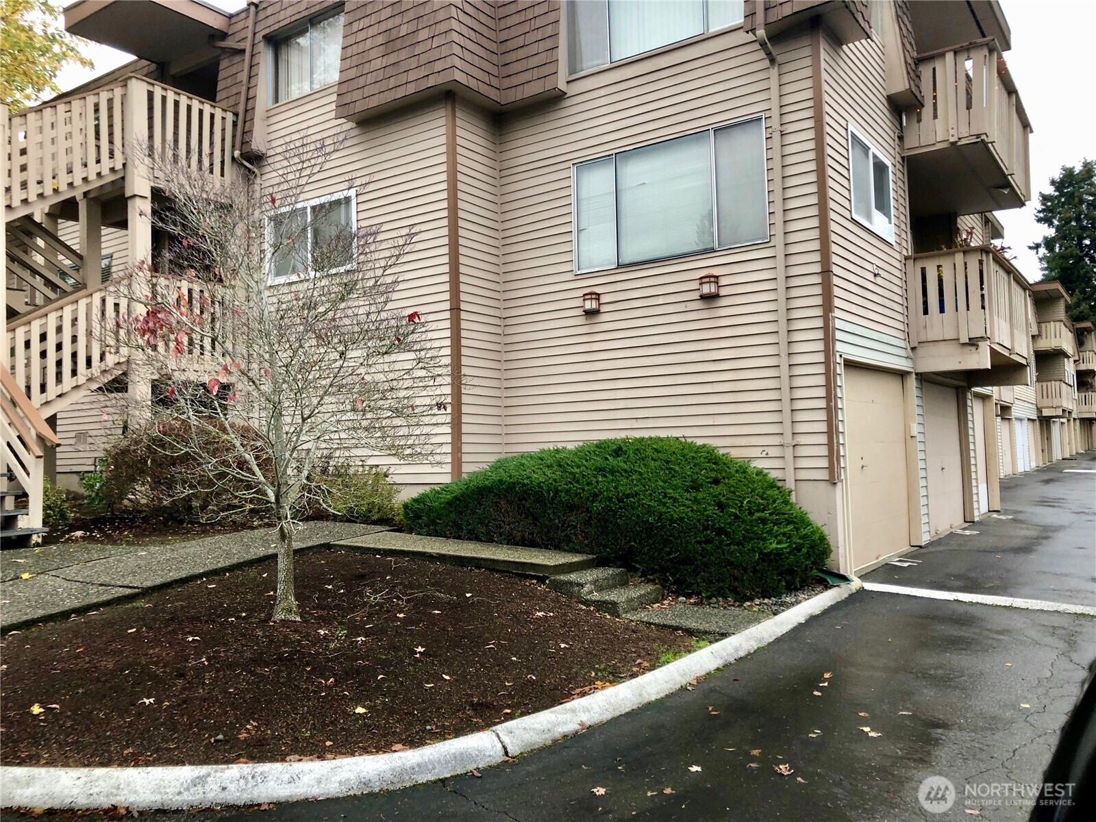 7217 NE 175th, Kenmore, WA 98028