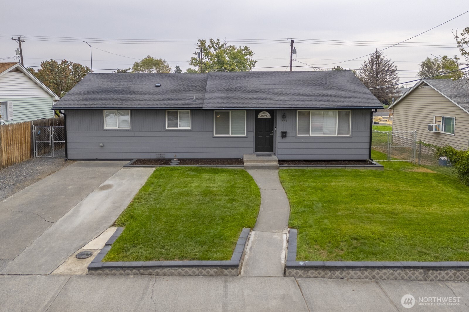 630 W Loop Drive, Moses Lake, WA 98837