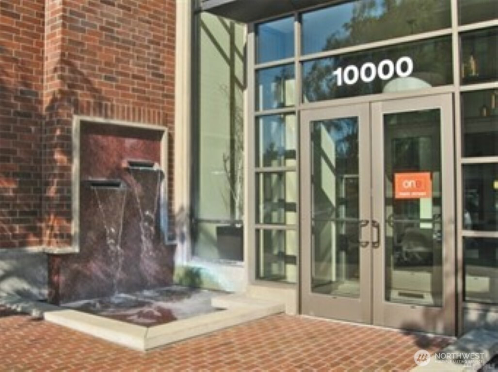 10000 Main Street, Bellevue, WA 98004