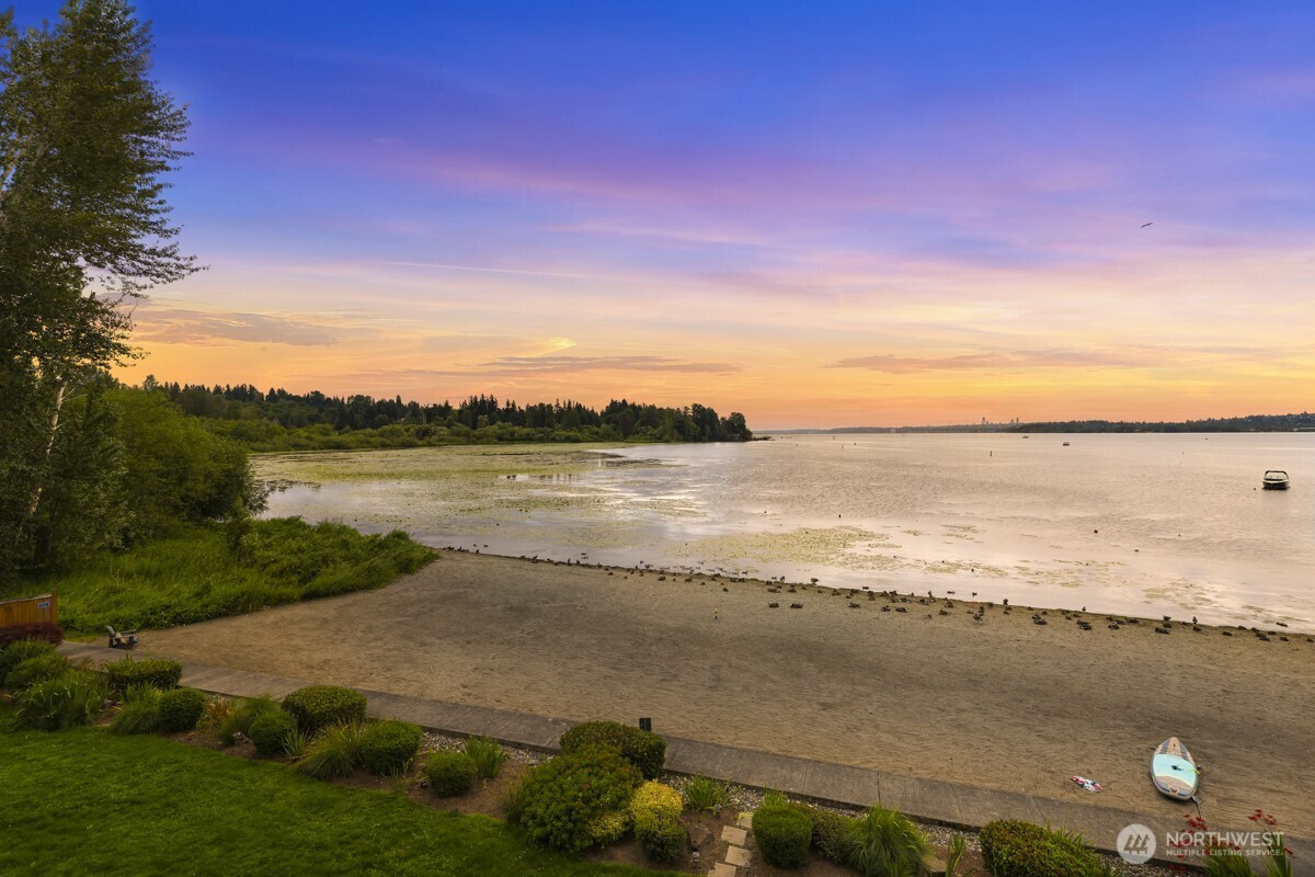 9727 NE Juanita Drive, Kirkland, WA 98034