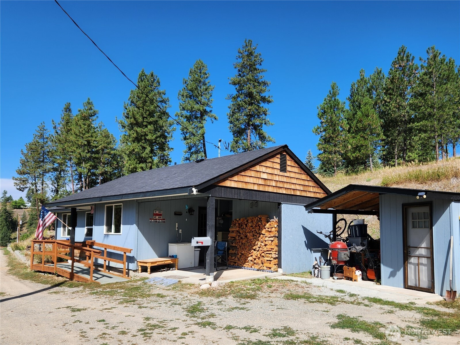 1178 E Oregon Avenue, Republic, WA 99166