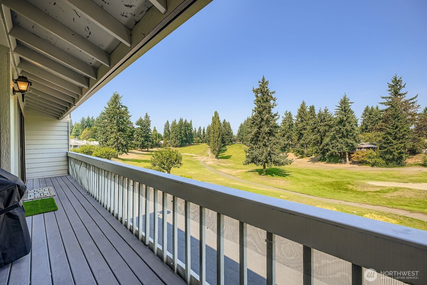 2730 SW 327th Street, Federal Way, WA 98023