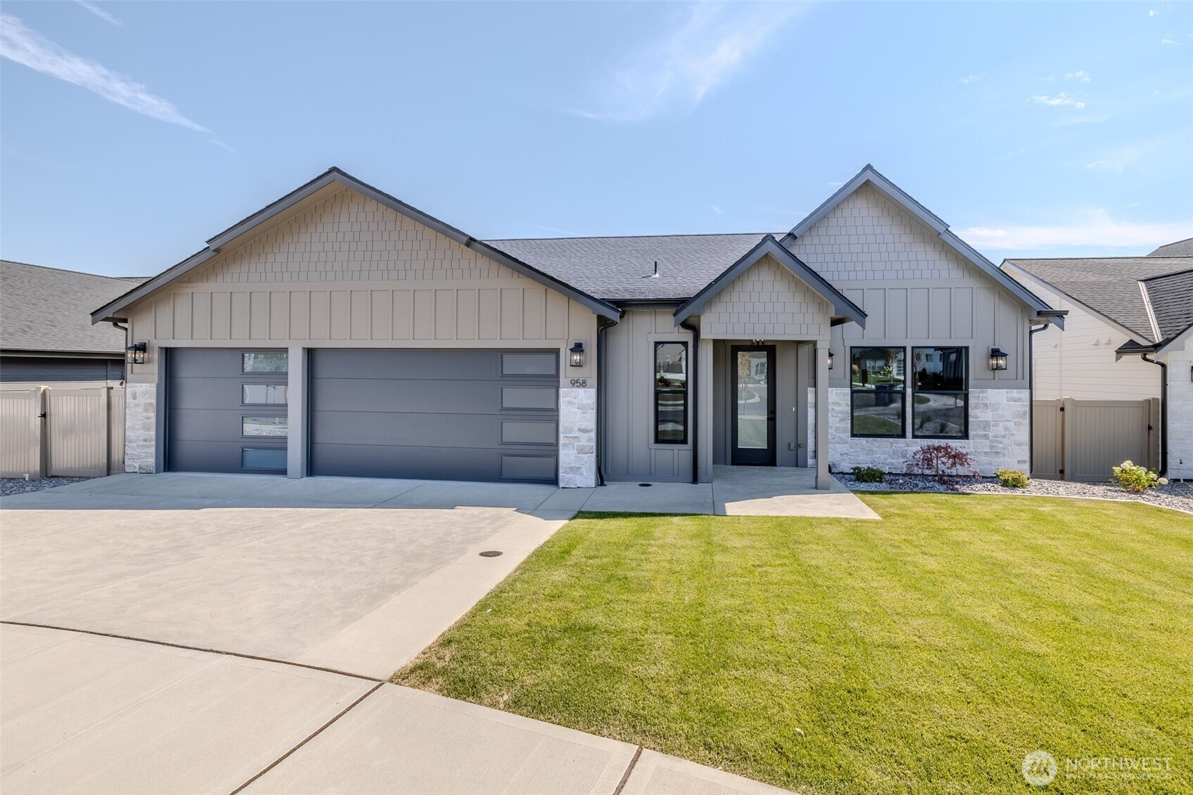 958 Racine Springs Drive, Wenatchee, WA 98801