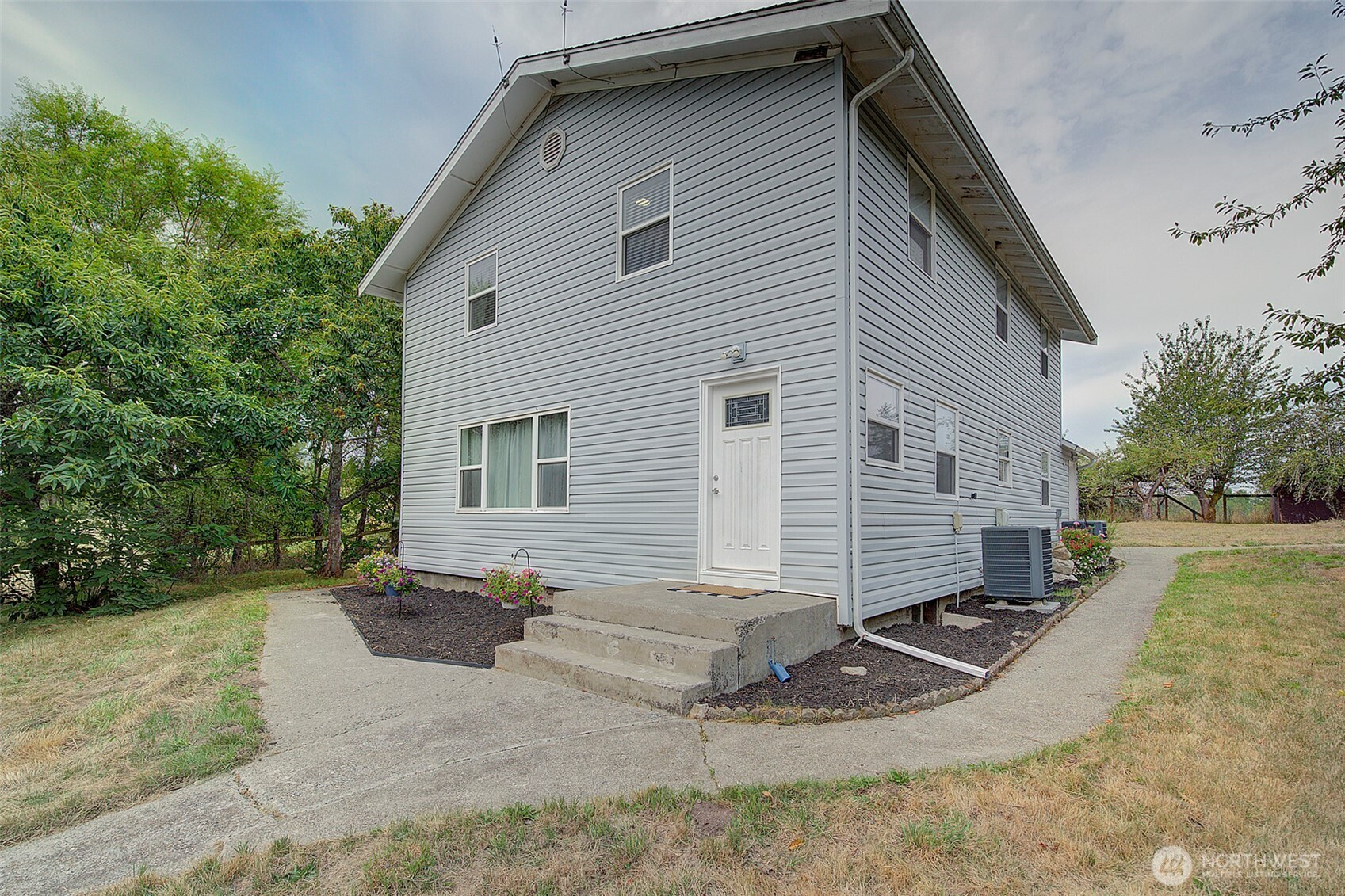 31612 8th Avenue S, Roy, WA 98580