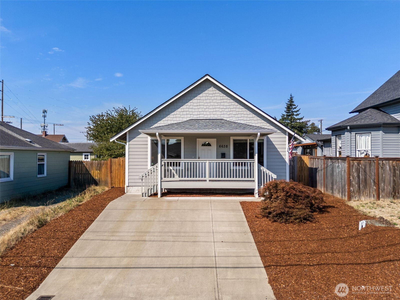 6638 S Warner Street, Tacoma, WA 98409