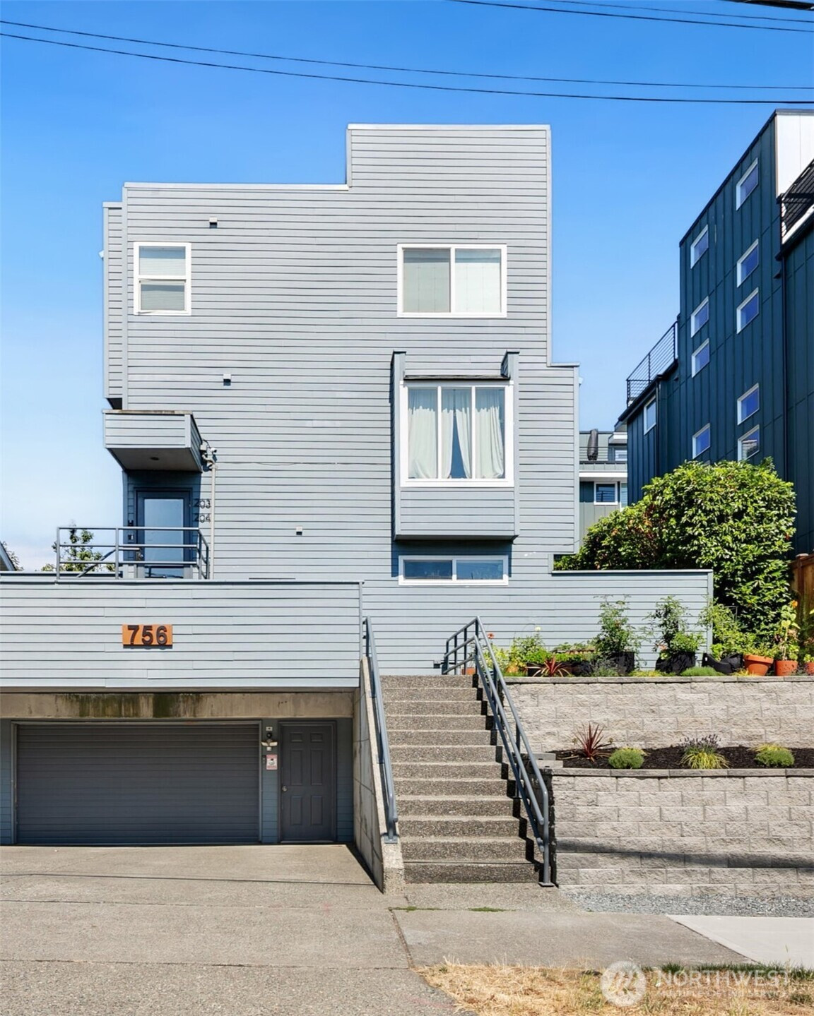 756 N 72nd Street, Seattle, WA 98103