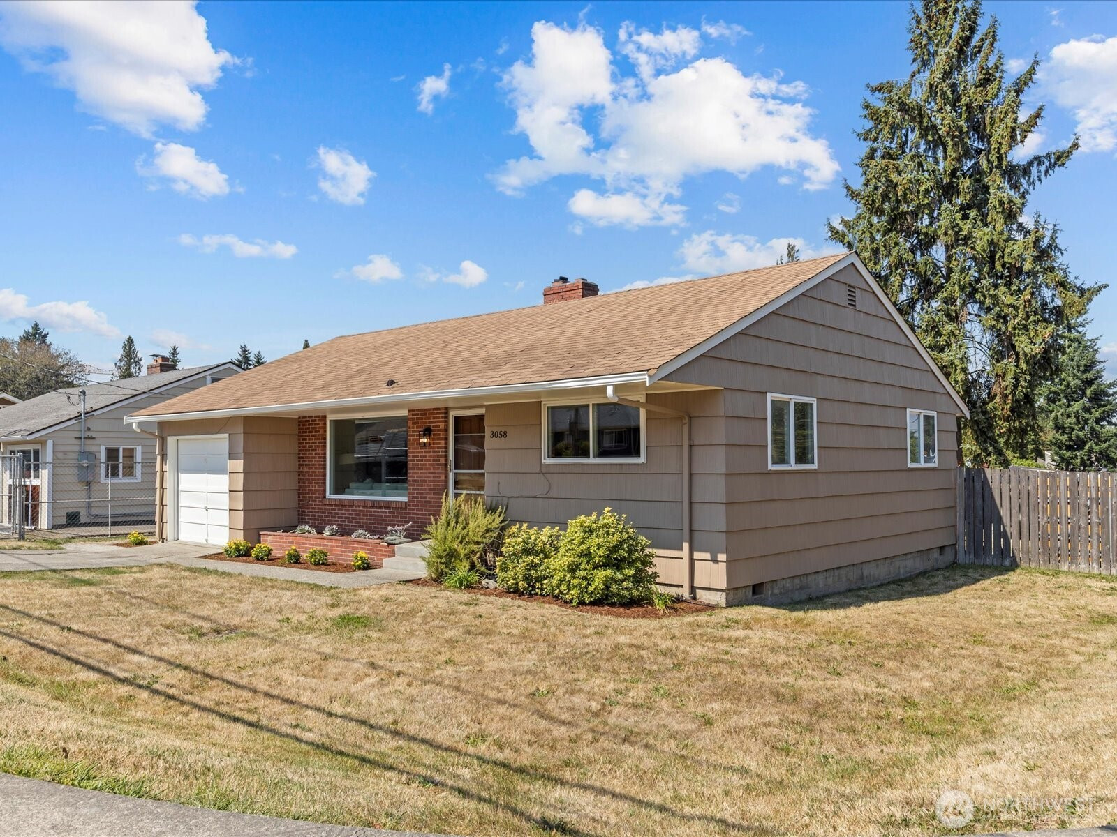 3058 S 200th Street, SeaTac, WA 98198