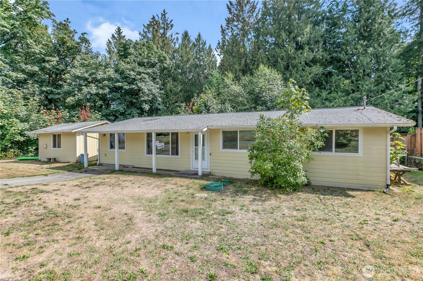 9175 Lawrence Drive SE, Port Orchard, WA 98367