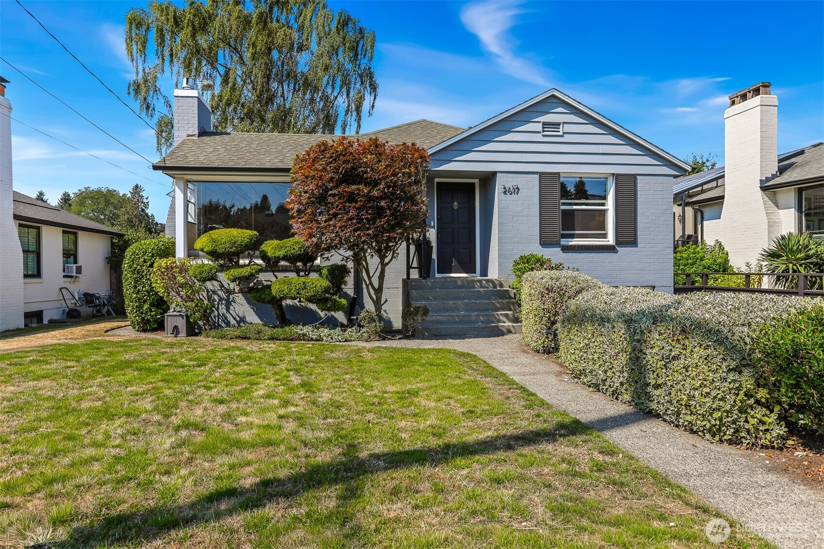2617 32nd Avenue W, Seattle, WA 98199