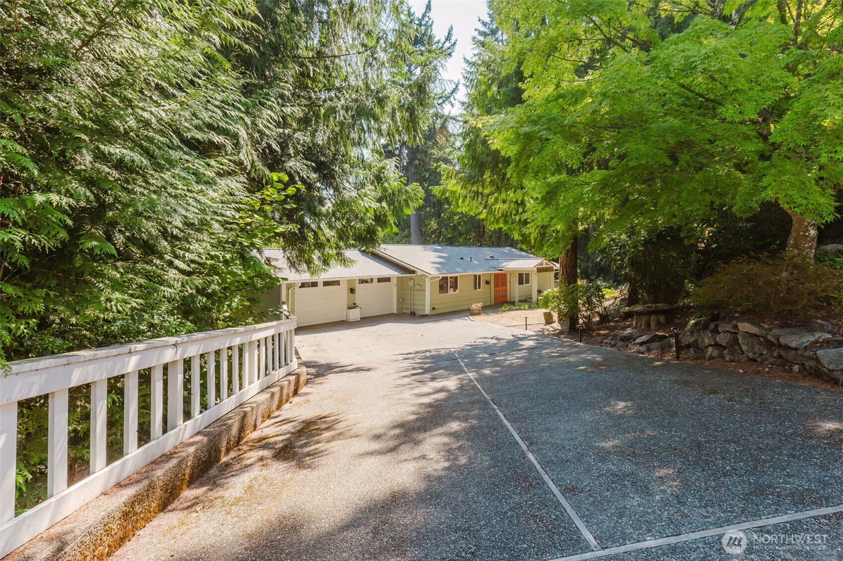 5271 NW El Camino, Bremerton, WA 98312