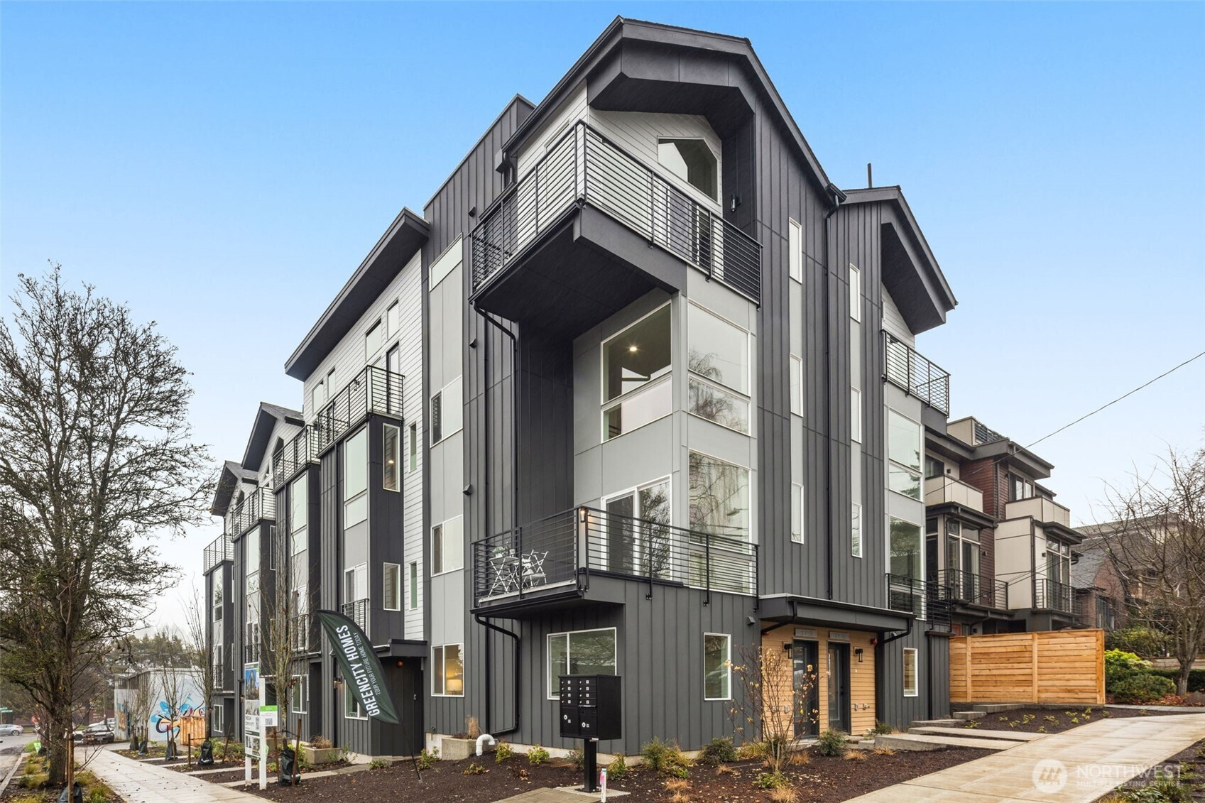 2017 W Bertona Street, Seattle, WA 98199