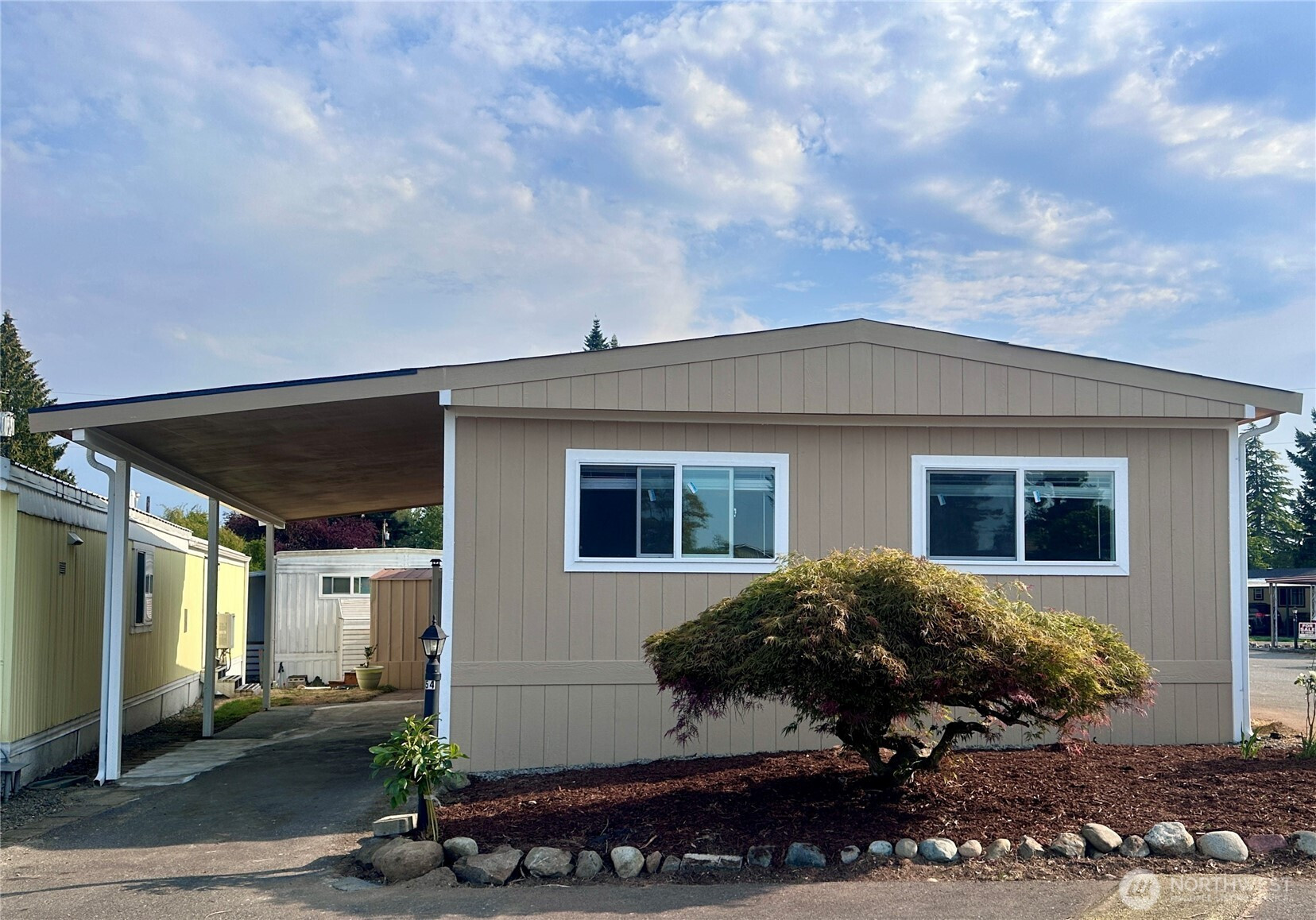 18501 52nd Avenue W, Lynnwood, WA 98037