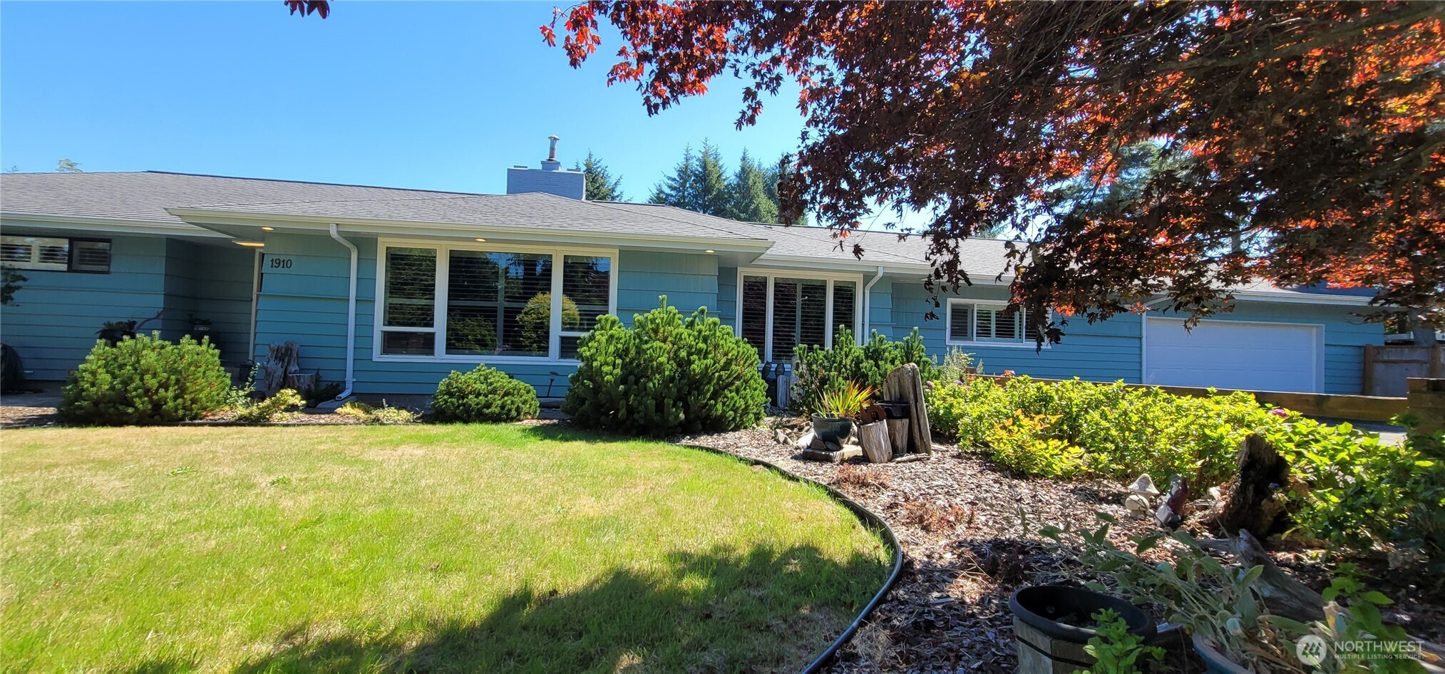 1910 Washington Avenue N, Long Beach, WA 98631