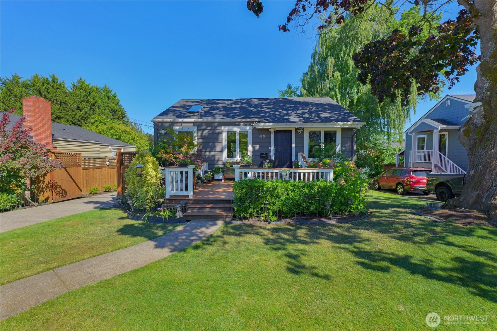 4220 49th Avenue S, Seattle, WA 98118