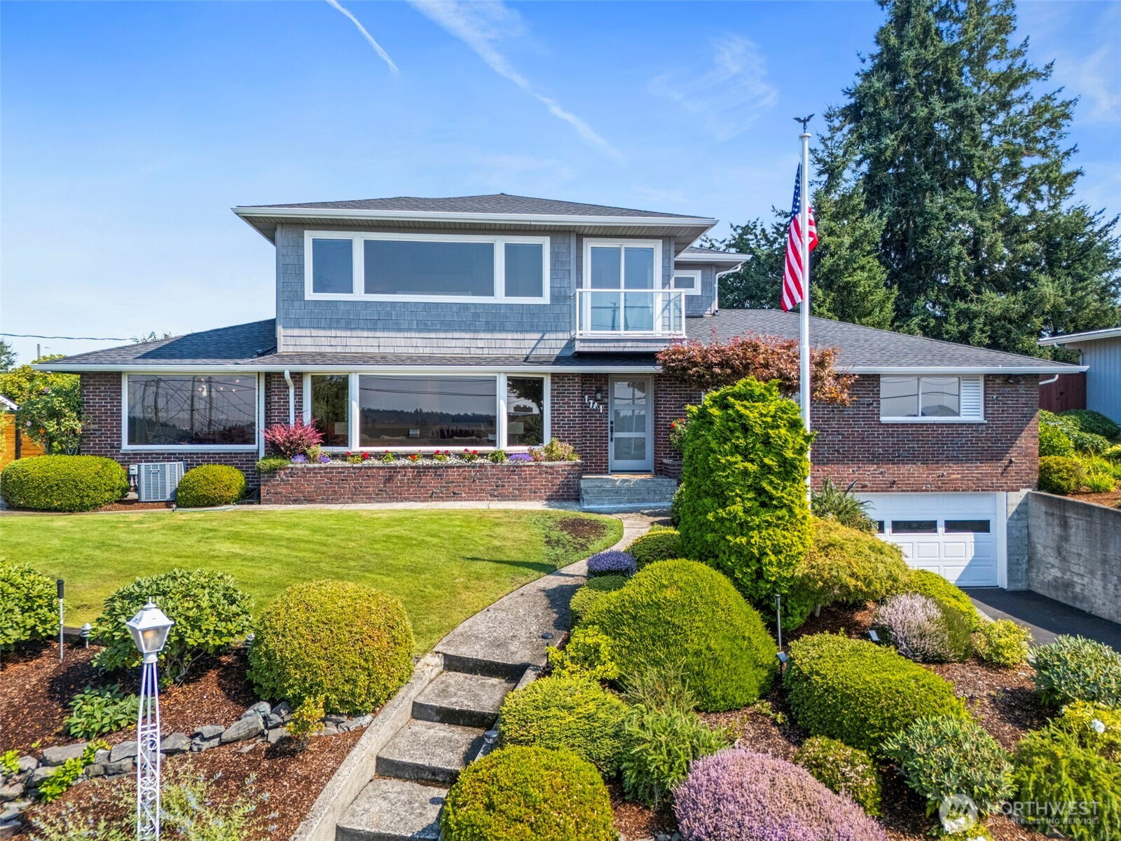 1741 N Jackson Avenue, Tacoma, WA 98406