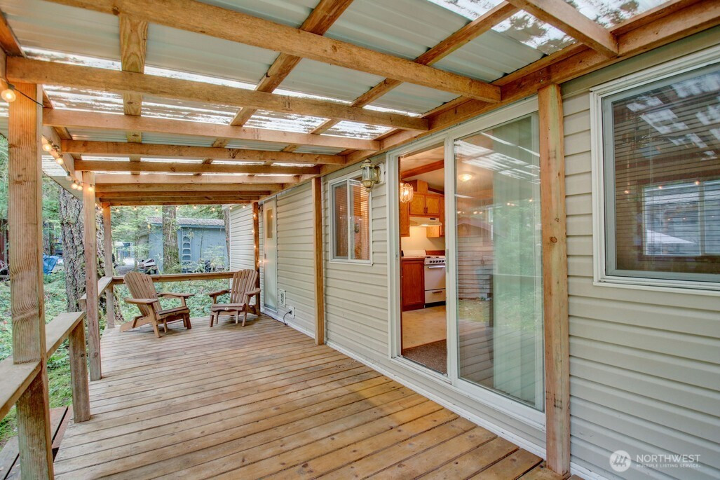 187 Fireside Lodge Circle, Deming, WA 98244